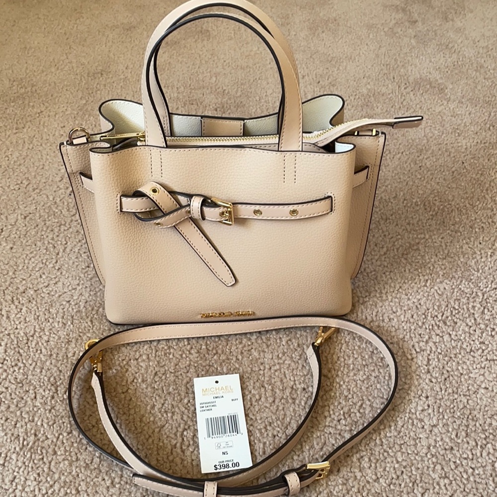 SOLD!!   Michael Kors Emilia